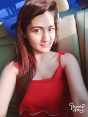 Shruti Agarwal +, Dubai Massage call girl